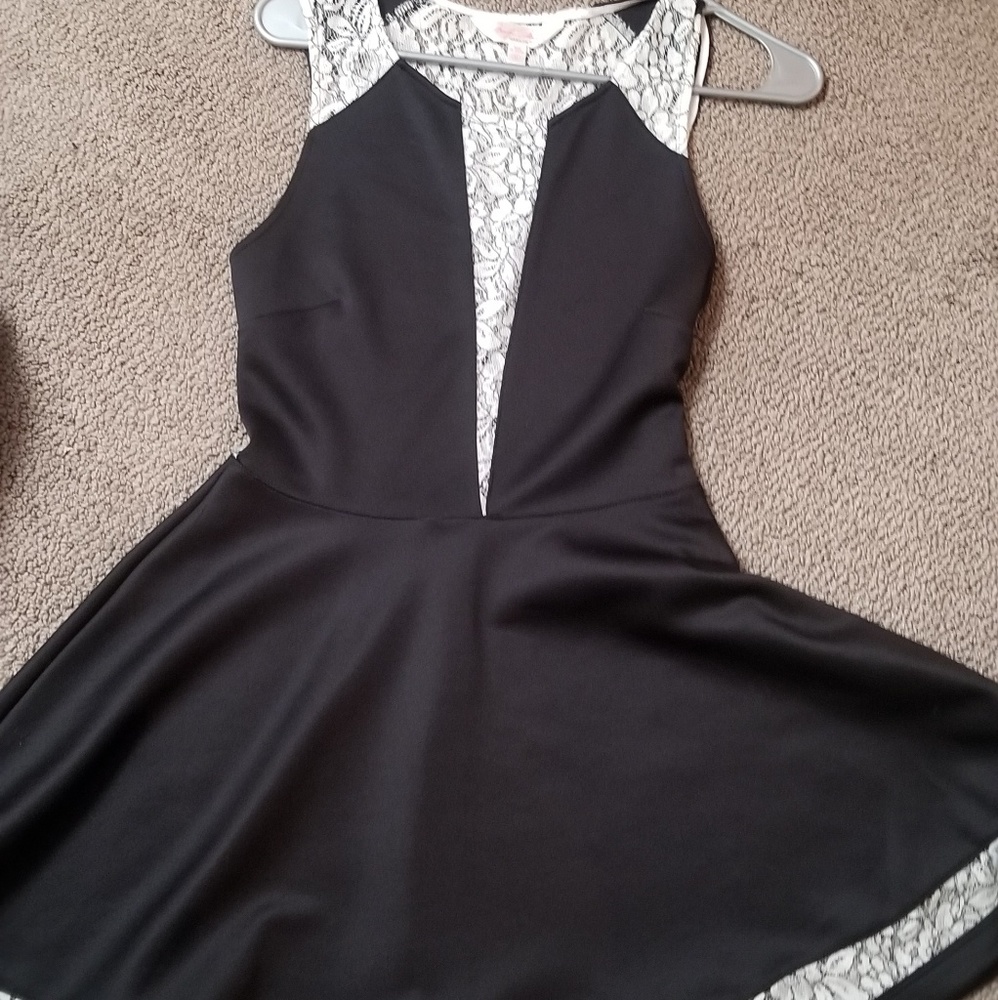 Black white lace dress